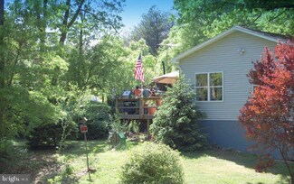 4407 W Summer Rd, Suitland, MD 20746
