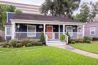 2209 Portsmouth St, Houston, TX 77098