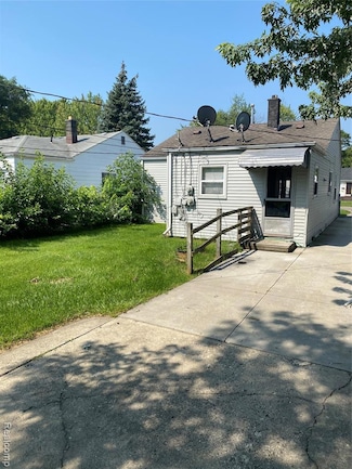 20818 Atlantic Ave, Warren, MI 48091