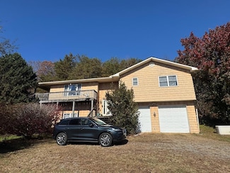 33 Teaks Dr, Hayesville, NC 28904