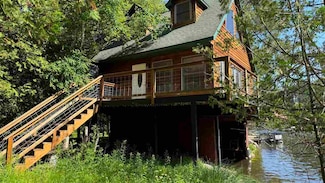 139 S Genessee St, Bellaire, MI 49615