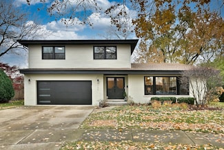 705 S Edgewood Ave, Elmhurst, IL 60126