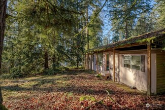 11040 E Lake Joy Dr NE, Carnation, WA 98014