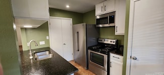 8611 Datapoint Dr Unit 59, San Antonio, TX 78229