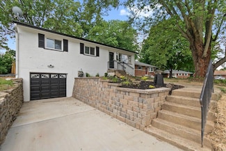 695 Maple Tree Ln, Erlanger, KY 41018