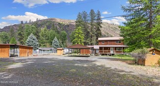 51 Deer Meadow Ln, Naches, WA 98937