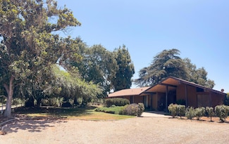 9905 Avenue 404, Dinuba, CA 93618