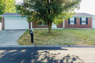 925 Silverstone Dr, Saint Charles, MO 63303