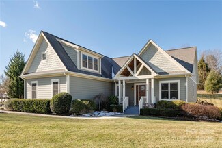 27 Lone Oak Dr, Mills River, NC 28759