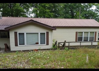 6222 E Interlochen Rd, Fountain, MI 49410