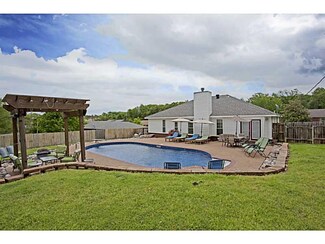 655 Timberline St, Decatur, AR 72722