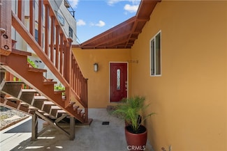 637 Sunnyhill Dr, Los Angeles, CA 90065