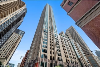 33 W Ontario St Unit 40D, Chicago, IL 60654