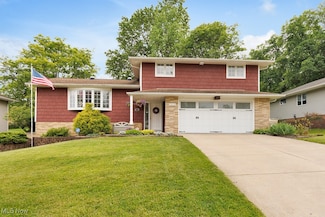 2305 Jacqueline Dr, Cleveland, OH 44134
