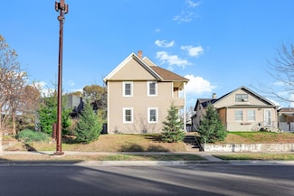 747 Buchanan St NE, Minneapolis, MN 55413