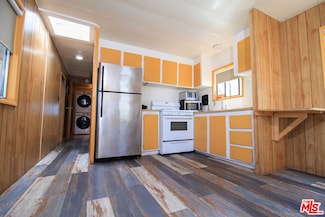 11250 Playa St Unit 108, Los Angeles, CA 90230