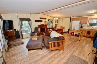 18 Ellen Brook Rd, Hillsborough, NH 03244