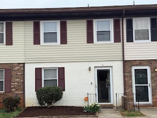 31 Westdale Dr, Lynchburg, VA 24501