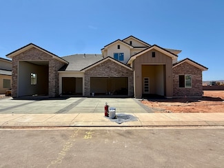 2832 Woodrow Ln, Washington, UT 84780