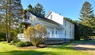 9815 Ravenna Rd, Chardon, OH 44024