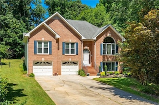 2080 Ivy Ln, Cumming, GA 30041