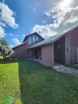 2046 Three Putt Ln, Panama City, FL 32404