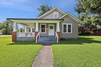 1948 13th St, Port Arthur, TX 77640