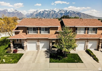 9523 S Hidden Point Dr, Sandy, UT 84070