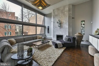 269 Saint Josephs Way, Philadelphia, PA 19106