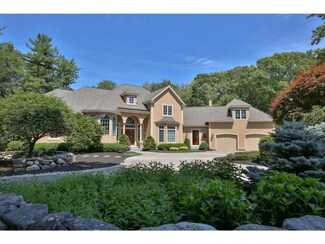 5 Libbey Ln, Rye, NH 03870