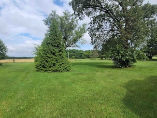 450 Bridge St, Mazomanie, WI 53560