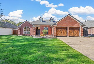 6117 Covington Dr, Rowlett, TX 75089