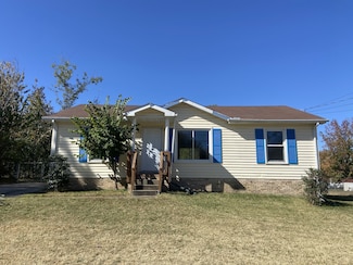582 Anita Dr, Clarksville, TN 37042