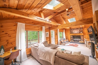 28 Country Club Rd, Dover, VT 05356