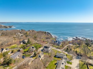 8 Beach Bluff Terrace, Cape Elizabeth, ME 04107