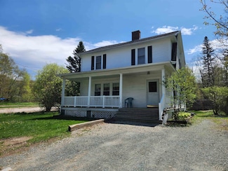 16 Meadow St, Bethlehem, NH 03574