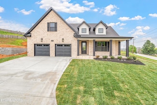 2202 Hickory Crest Ln, Knoxville, TN 37932