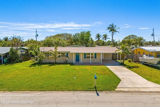 692 Bermuda Rd, Cocoa Beach, FL 32931