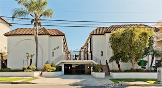 14332 Dickens St Unit 10, Sherman Oaks, CA 91423
