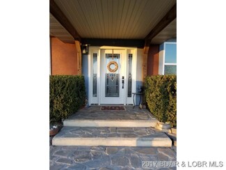 8717 Monarch Way, Versailles, MO 65084