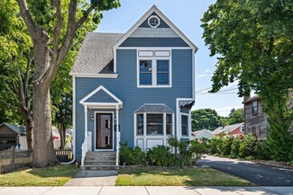 25 Greenwood Ave, Wakefield, MA 01880