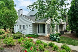 21 Owl Ct Unit 21, Three Bridges, NJ 08887