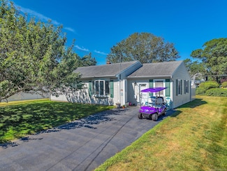 33 Fenwood Rd, Old Saybrook, CT 06475