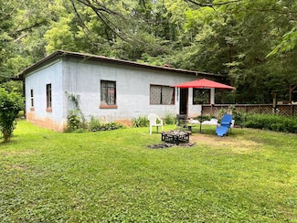 2300 Scarberry Ln, South Charleston, WV 25309