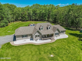 174 Lee Rd, Shohola, PA 18458