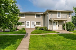 407 Eastbrooke Ln, Rochester, NY 14618