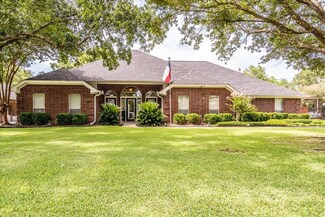 1100 Dawnwood, Orange, TX 77632