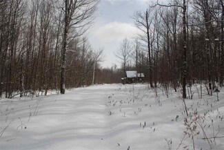 977 Newton Rd, Lowell, VT 05847