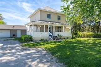630 E Clay St, Osceola, IA 50213