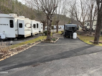 50 East Pkwy, Gatlinburg, TN 37738